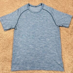 Lululemon | Men’s Short Sleeve Performance Tee | Blue Mesh Training Shirt | M